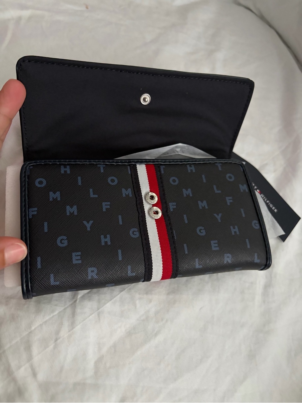 Tommy Hilfiger Navy Trifold Wallet Red-White Stripe NWT
